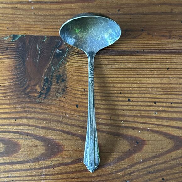 Vintage WM Rogers Small 6” Silver Plate Ladle - Picture 7 of 7